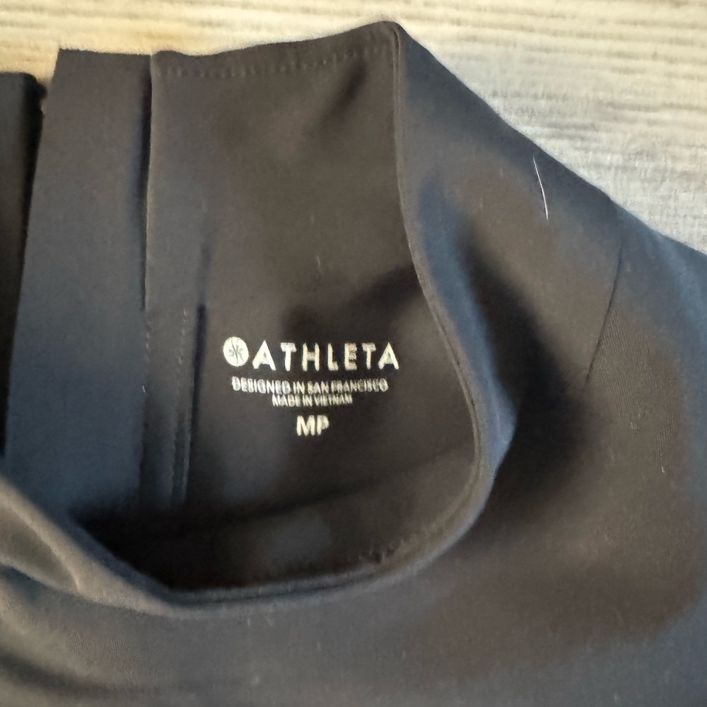 New with tags Athleta Intersteller Bike Tunic Size MP - Picture 4 of 6